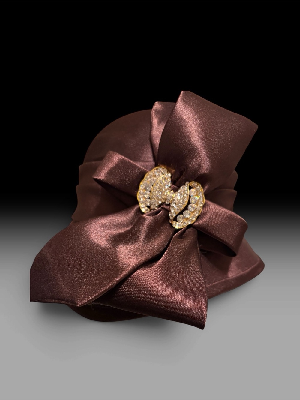 Vintage, NWT boutique chocolate brown satin cloche hat with Rhinestone bow